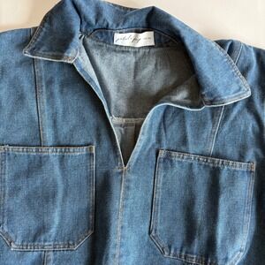 Petal + Pup Women's Small Cera Medium Wash Denim Cropped Short Vneck SS